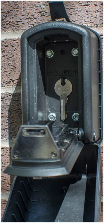 Burton Keyguard XL Key Safe
