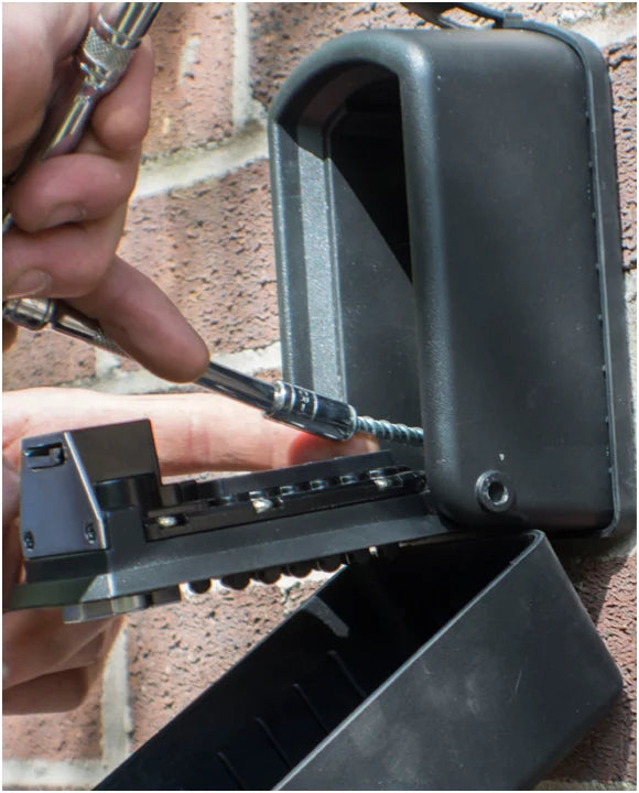 Burton Keyguard XL Key Safe